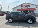 Used 2018 Nissan Rogue S image 2