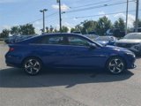 Certified 2023 Hyundai Elantra Limited w/ Preferred Accessory Package image 4