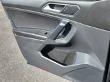 Used 2021 Volkswagen Tiguan SE R-Line image 6