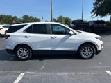Used 2022 Chevrolet Equinox LT image 2