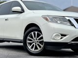 Used 2014 Nissan Pathfinder S image 4