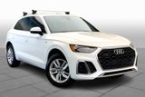 Used 2022 Audi Q5 2.0T Premium w/ Convenience Package image 2