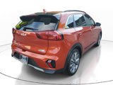 Certified 2022 Kia Niro Touring Special Edition image 3
