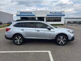 Used 2018 Subaru Outback 2.5i Limited image 1