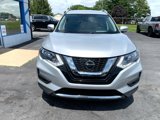 Used 2020 Nissan Rogue SV image 3