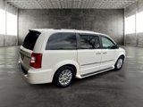 Used 2013 Chrysler Town & Country Limited w/ Luxury Group image 5