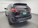 Used 2018 Nissan Rogue SL w/ Premium Package image 6