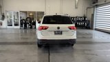 Certified 2022 Volkswagen Tiguan SE w/ Panoramic Sunroof Package image 4