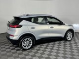 Used 2022 Chevrolet Bolt EUV LT image 4