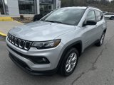 New 2025 Jeep Compass Latitude image 2