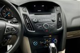 Used 2015 Ford Focus SE w/ SE Sport Package image 6