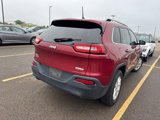 Used 2016 Jeep Cherokee Latitude image 5