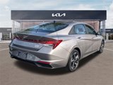 Used 2023 Hyundai Elantra SEL w/ Convenience Package image 4