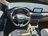 Used 2020 Ford Escape SEL image 3