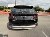 New 2025 Hyundai Tucson SE image 3