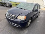 Used 2014 Chrysler Town & Country Touring image 4