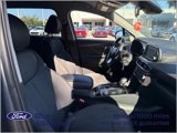 Used 2019 Hyundai Santa Fe SE image 3