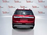 Certified 2023 GMC Acadia SLE w/ Driver Convenience Package image 6