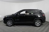 Used 2023 Jeep Compass Latitude image 4