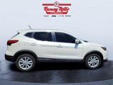 Used 2018 Nissan Rogue Sport SV w/ SV Technology Package image 6