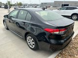 Used 2022 Toyota Corolla LE image 2