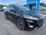 Used 2022 Ford Escape SE w/ SE Sport Appearance Package image 4