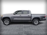 Used 2017 Toyota Tacoma Limited w/ Tow Package image 4
