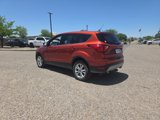 Used 2019 Ford Escape SE image 2