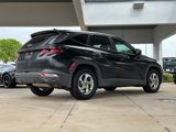 Used 2022 Hyundai Tucson SE image 2