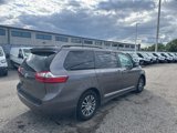 Used 2018 Toyota Sienna XLE image 6