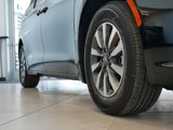 New 2025 Chrysler Pacifica Select image 4