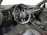 Certified 2022 Porsche Macan image 4
