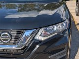 Used 2020 Nissan Rogue SV w/ Premium Package image 2