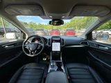 Used 2022 Ford Edge SEL w/ Convenience Package image 4
