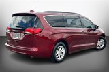 Used 2020 Chrysler Voyager Lxi image 5
