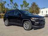 New 2025 Jeep Compass Latitude image 2