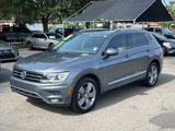 Used 2021 Volkswagen Tiguan SEL image 2