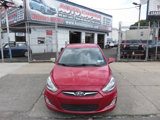 Used 2013 Hyundai Accent SE image 5