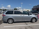 Used 2013 Toyota Sienna XLE image 5