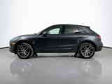 Certified 2025 Porsche Macan image 2