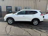 Used 2016 Nissan Rogue SV w/ SV Moonroof Package image 3
