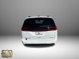 New 2024 Chrysler Pacifica Limited w/ S Appearance Package image 6
