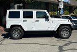 Used 2018 Jeep Wrangler Unlimited Rubicon w/ Connectivity Group image 3