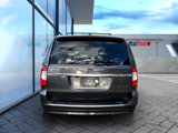 Used 2016 Chrysler Town & Country Touring w/ Driver Convenience Group image 6