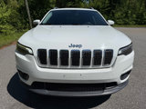 Used 2019 Jeep Cherokee Latitude Plus w/ Comfort/Convenience Group image 3