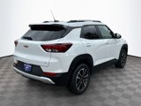 Used 2024 Chevrolet TrailBlazer LT w/ Driver Confidence Package image 5