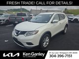 Used 2016 Nissan Rogue SV image 2