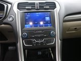 Used 2020 Ford Fusion SE image 3
