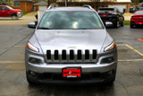 Used 2016 Jeep Cherokee Latitude w/ Cold Weather Group image 2