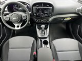 New 2025 Kia Soul LX w/ LX Technology Package image 3